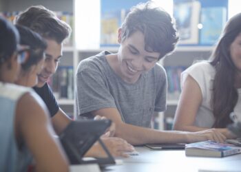 Τι φέρνει πραγματικά κοντά τις εταιρίες με το κοινό;