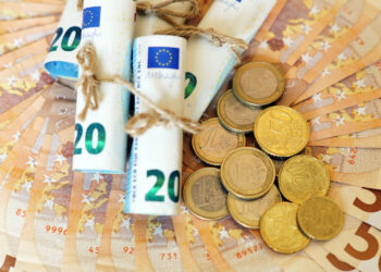 Αύξηση 6,4% στον κατώτατο μισθό ανακοίνωσε ο Κ. Μητσοτάκης