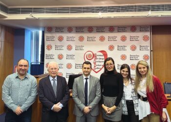 Τα δάκρυα και η νυχτερινή  αρτηριακή πίεση μπορούν να προβλέψουν επιπλοκές στους ασθενείς με διαβήτη τύπου 1