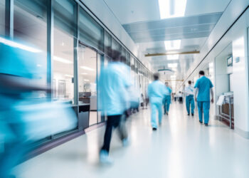 Συναγερμός για τις λοιμώξεις στην κοινότητα και τα πανανθεκτικά μικρόβια στα νοσοκομεία