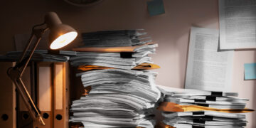 Χειροκίνητα από τις ασφαλιστικές ο έλεγχος των δικαιούχων έκπτωσης 10% επί του ΕΝΦΙΑ