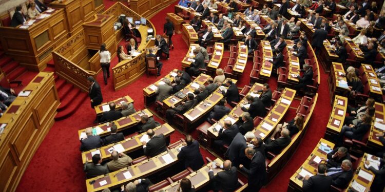 Κατατέθηκε το ν/σ «Ρυθμίσεις για την ενίσχυση του ΕΣΥ»