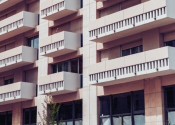 305.000 εκπτωτικοί ΕΝΦΙΑ λόγω ασφάλισης 