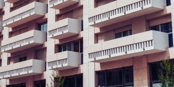 305.000 εκπτωτικοί ΕΝΦΙΑ λόγω ασφάλισης 