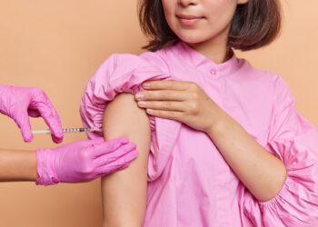 Ο Παγκόσμιος Οργανισμός Υγείας ανοίγει βηματισμό για να εξαλείψει τον καρκίνο του τραχήλου της μήτρας