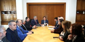 Συνάντηση του Προέδρου της Ελιτούρ Γ. Πατούλη με τον Υπουργό Υγείας Α. Γεωργιάδη