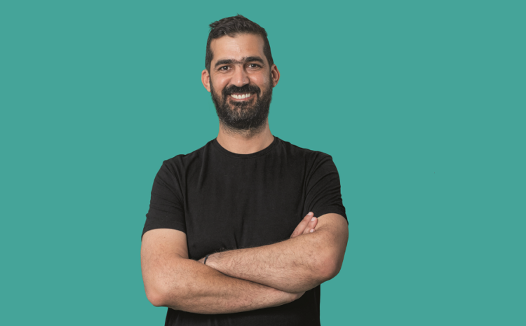 Πλοήγηση στο Παρόν: Η ΤΝ μεταμορφώνει το ασφαλιστικό τοπίο