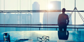 Στο τραπέζι εκ νέου η υποχρεωτική ασφάλιση επαγγελματιών