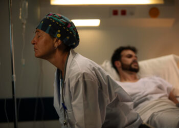 Δυσαρεστημένος 1 στους 2 Έλληνες για δημόσια και ιδιωτική υγεία