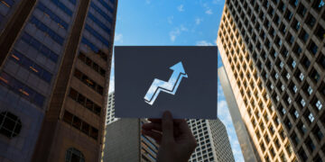 M. Carias- Coface: Τεράστιες ευκαιρίες σε μεταφορές και logistics στην Ελλάδα