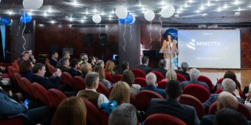 H ΜΙΝΕΤΤΑ βράβευσε τους συνεργάτες της στο Ίδρυμα Β. & Μ. Θεοχαράκη (video)