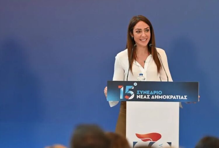 Αυξημένο στα 415 ευρώ το δώρο του Πάσχα