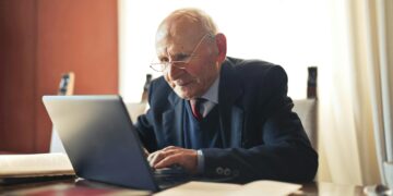 Τι άλλαξε με τις επικουρικές συντάξεις