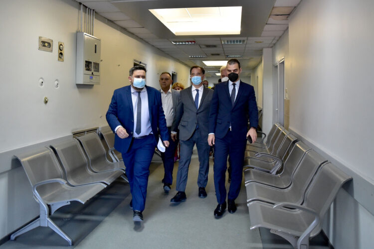 Επίσκεψη Α. Γεωργιάδη και Μ. Θεμιστοκλέους στο Π.Γ.Ν. και στο Γ.Ν. Λάρισας