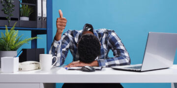 Το burnout των εργαζομένων μεταξύ των πιο ανησυχητικών τάσεων