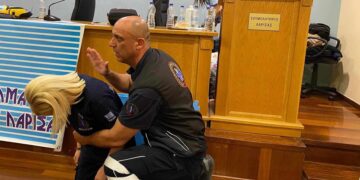 Ασφαλιστές Λάρισας: Σεμινάριο κάρπα και δωρεά από την NP απινιδωτή στο δήμο