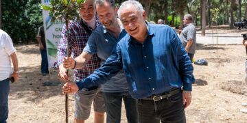 Δεκάδες νέα δέντρα στο Άλσος Ευελπίδων μετά από συνεργασία ΕΕΑ – Δήμου Αθηναίων – We4All