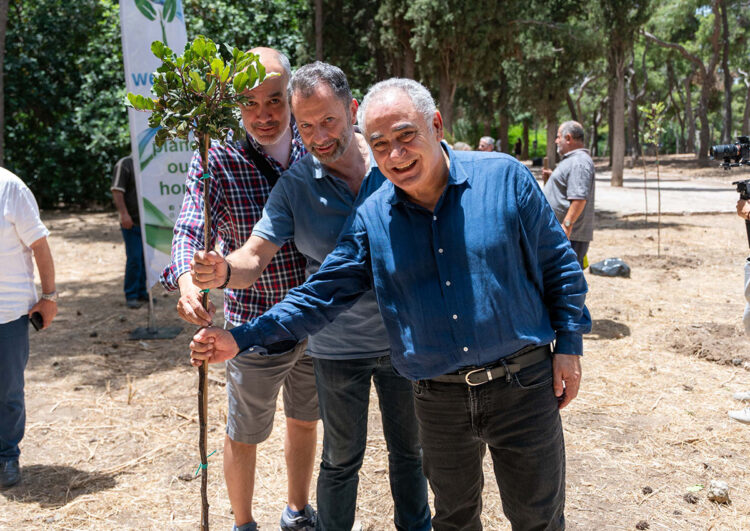 Δεκάδες νέα δέντρα στο Άλσος Ευελπίδων μετά από συνεργασία ΕΕΑ – Δήμου Αθηναίων – We4All