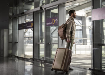 Ασφαλιστική “ομπρέλα” για πτωχεύσεις tour operators ζητούν οι ξενοδόχοι