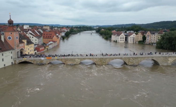 Γερμανικές Ασφαλιστικές: Χωρίς αντιπλημμυρικά έργα και νέα μέτρα στη δόμηση τα ασφάλιστρα θα αυξάνονται