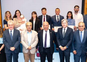 ΠΑ.ΠΕΙ: Μεταπτυχιακό στην Αναλογιστική στην ασφαλιστική αγορά και υποτροφίες από την ΕΑΕΕ