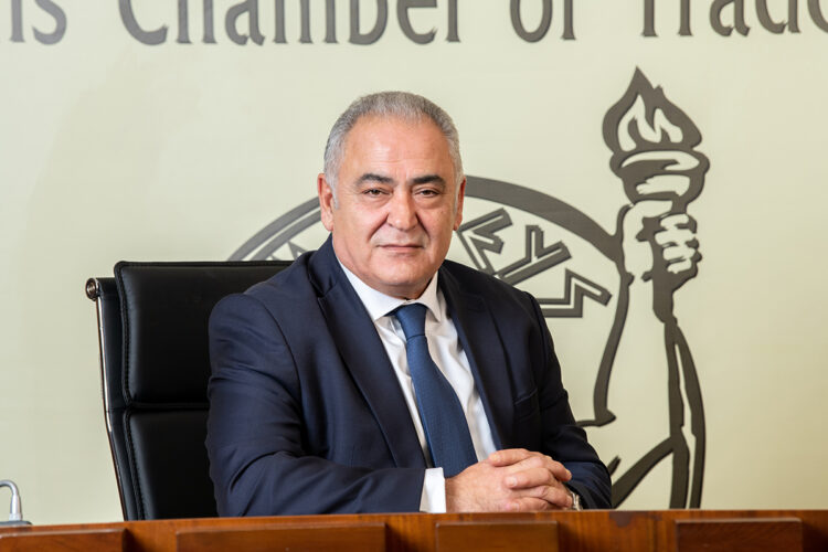 Μηνύματα με πολλαπλούς αποδέκτες έστειλαν οι πολίτες
