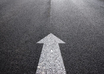 Ανατροπές στη διαμεσολάβηση φέρνουν οι εξαγορές