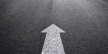 Ανατροπές στη διαμεσολάβηση φέρνουν οι εξαγορές