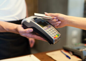 ΑΑΔΕ: Μετάθεση ημερομηνιών διασύνδεσης λογισμικών ERP με POS