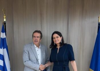 Συνάντηση ΥΠΕΚΑ Νίκης Κεραμέως με τους εκπροσώπους του ΣΕΤΕ και της ΕΣΕΕ