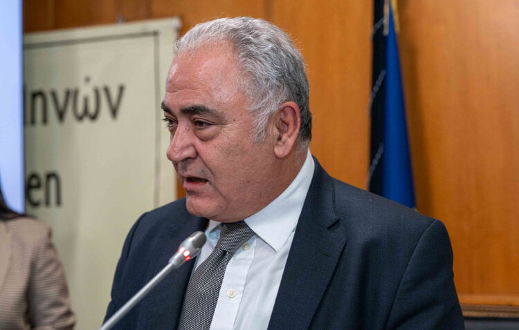 Ανεπίτρεπτο αυτό που γίνεται με τους λογαριασμούς ρεύματος επαγγελματιών