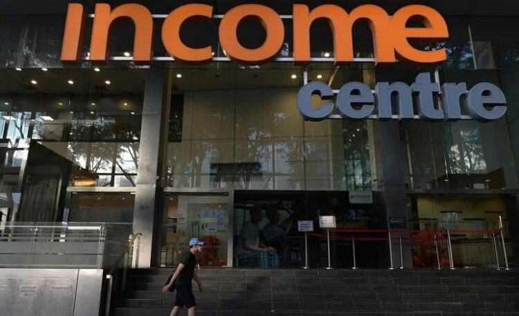 Προσφορά 1,6 δις δολ. από την Allianz για την αγορά του 51% της Income