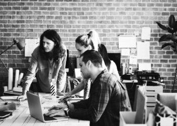 Αυξήθηκε κατά 52,2% ο αριθμός των ομαδικών συμβολαίων σε μία 5ετία