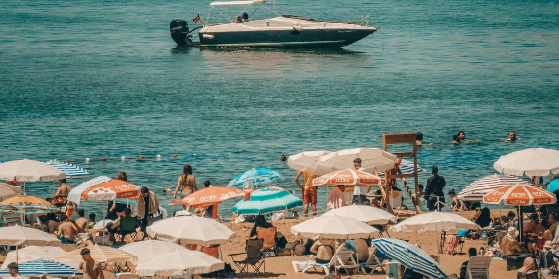 Οδηγός για ασφαλείς διακοπές σε μικρά και μεγάλα νησιά