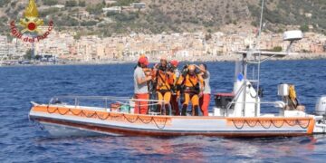 5 σοροί ανασύρθηκαν από το γιότ του Λίντς στο Παλέρμο