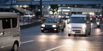 Πόσο και γιατί αυξήθηκε ο στόλος των ασφαλισμένων ΙΧ