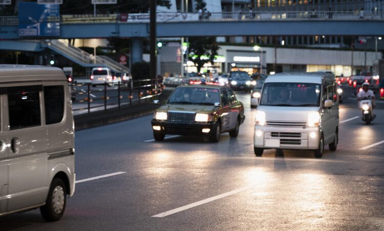 Πόσο και γιατί αυξήθηκε ο στόλος των ασφαλισμένων ΙΧ