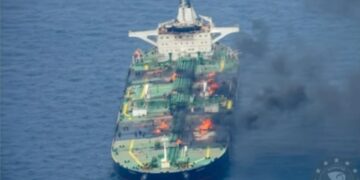 Η ασφάλιση στην Ερυθρά Θάλασσα διπλασιάζεται μετά από την επίθεση στο tanker “Σούνιο”