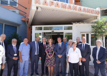 Επίσκεψη του Υπ. Υγείας σε Πανεπιστημιακό Νοσοκομείο Πατρών και Καραμανδάνειο