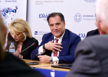 Τα μέτρα του Υπουργού Υγείας για τα φαρμακεία του ΕΟΠΥΥ