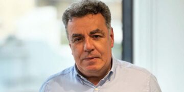 Ο Β. Μπακάλης Τεχνικός Διευθυντής P&C και Marine στην Howden Hellas