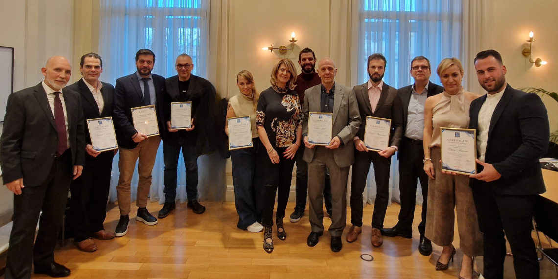 «Δυνάμεις Χαρακτήρα»: To Επιμορφωτικό Πρόγραμμα του ΠΑΡΟΝ