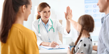 Αθηναϊκή Mediclinic & Medifirst: Με ανανεωμένη ταυτότητα και κοινό όραμα, ενισχύουν τη συνολική τους παρουσία