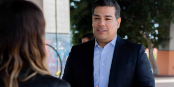 Φωτιές LA: Απαγορεύουν στις πληγείσες περιοχές την μη ανανέωση ή ακύρωση ασφαλίσεων