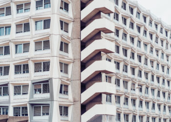 Στο τραπέζι η υποχρεωτική ασφάλιση κατοικιών