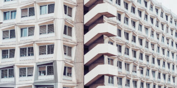 Στο τραπέζι η υποχρεωτική ασφάλιση κατοικιών