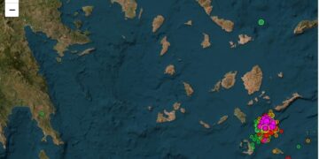 Εργαστήριο Σεισμολογίας του ΕΚΠΑ: Παρακολουθεί σε πραγματικό χρόνο τη σεισμική δραστηριότητα στη Σαντορίνη