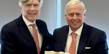 Ο Ν. Μακρόπουλος ο τυχερός της ασφαλιστικής αγοράς για το 2025