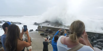 Κυκλώνας Alfred: Αξιώσεις έως και 1,3 δις δολ. περιμένουν οι ασφαλιστικές
