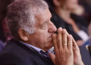 Το ηλικιακό όριο στην υποβοηθούμενη αναπαραγωγή χρειάζεται εξατομικευμένη προσέγγιση και όχι οριζόντιο «κόφτη»